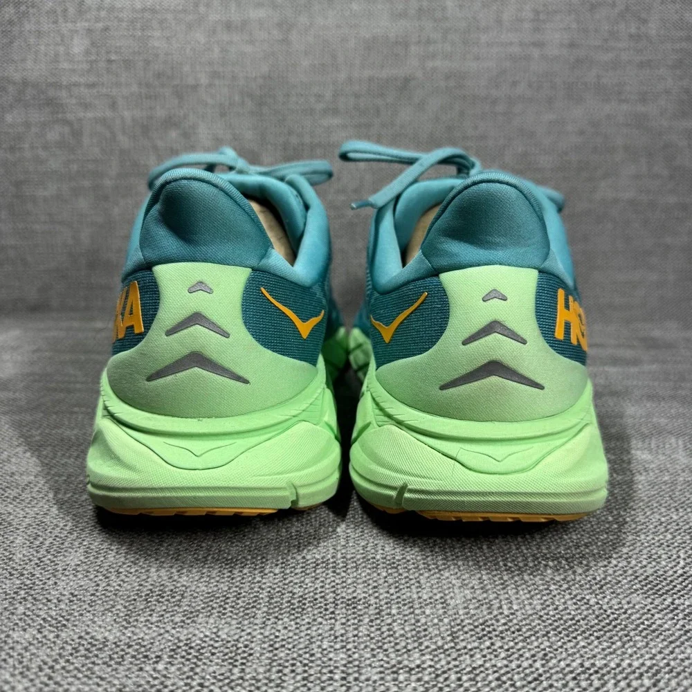 Hoka One One hoka one